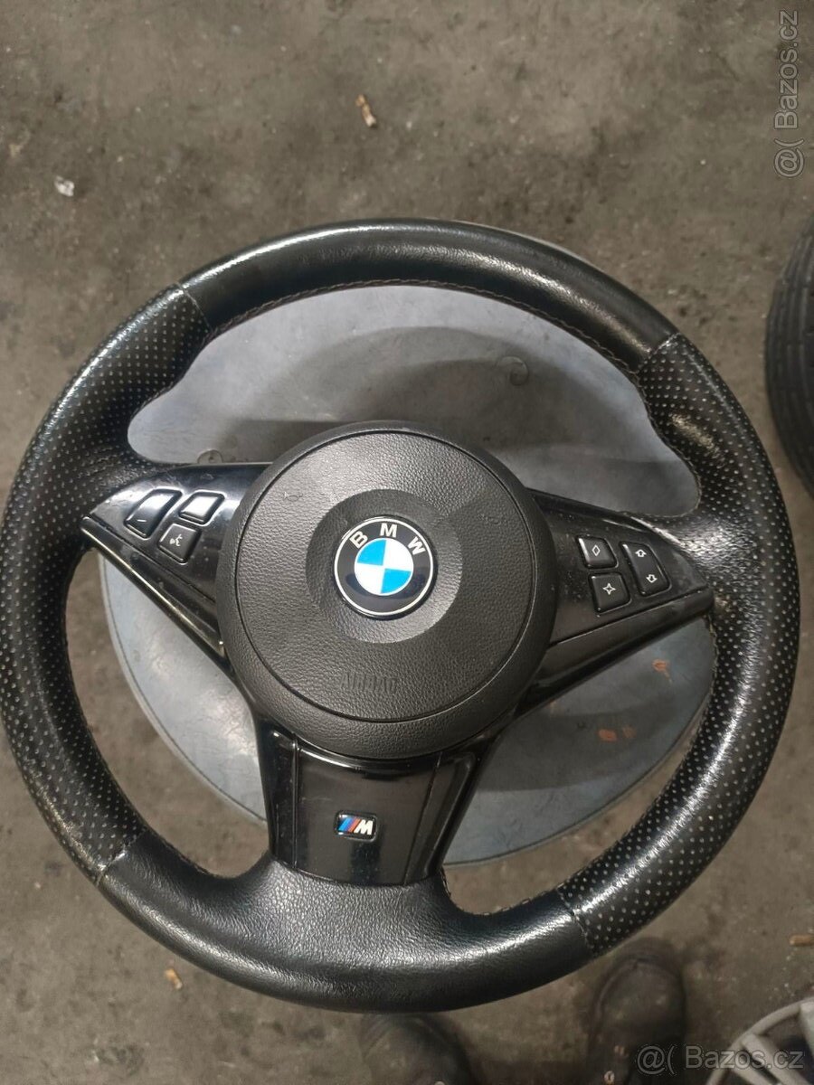 M-paket ///M5 volant BMW e60 e61 airbag