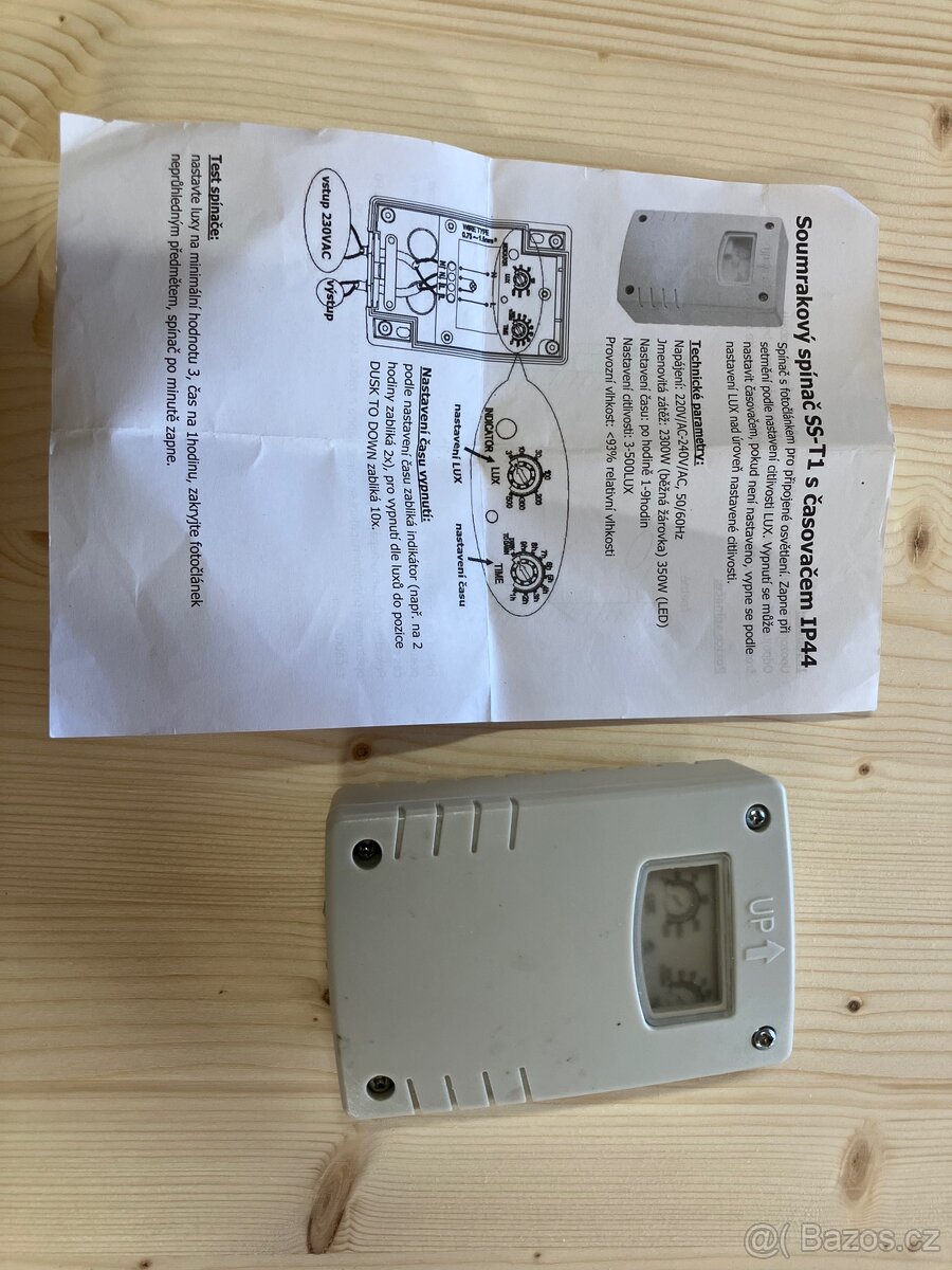 Soumrakový spínač SS-T1 s časovačem IP44