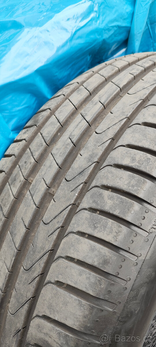 Pneu - Pirelli Cinturato P7 215/55 R17 94V