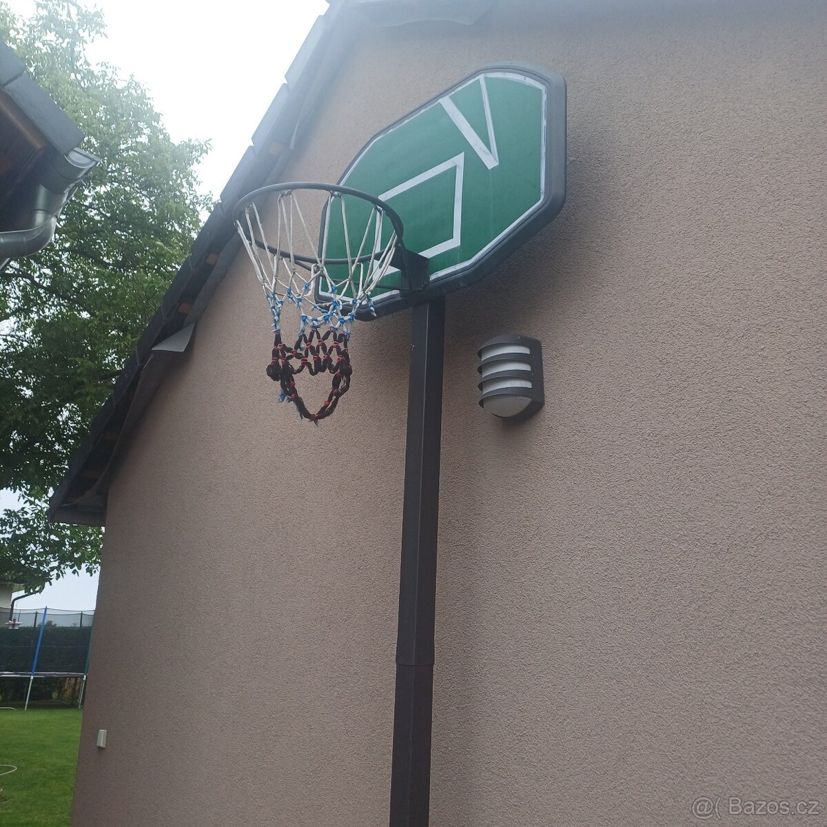 Basketbalový koš