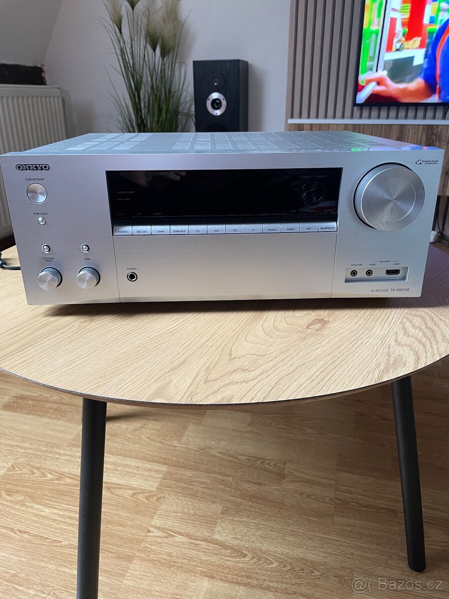 Onkyo TX-NR676E