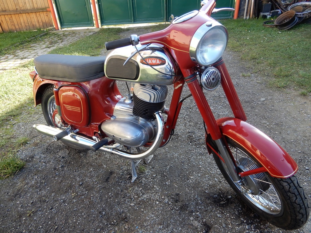 Jawa 250 592