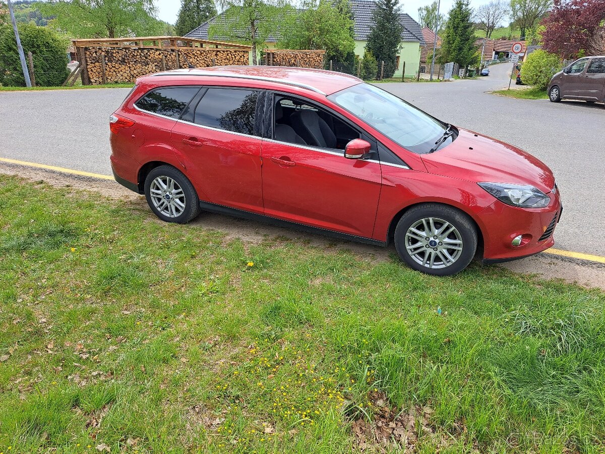 FORD FOCUS 1,6 81kw
