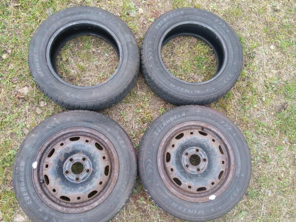 Zimní pneu 165/70r14
