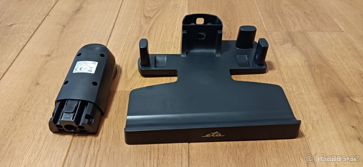 Příslušenství k vysavači/nabíjecí stanice