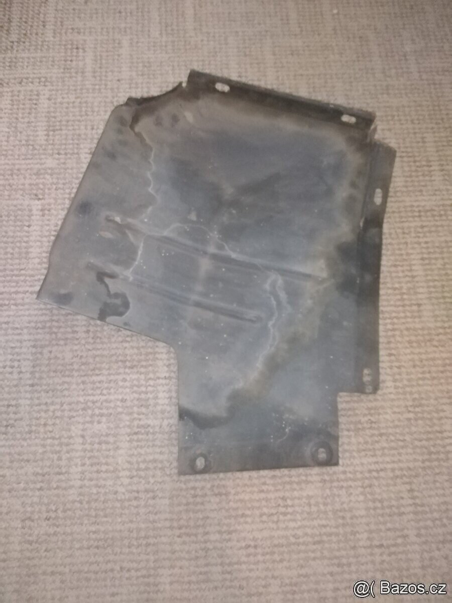Škoda 105,120 Plech pod Motor
