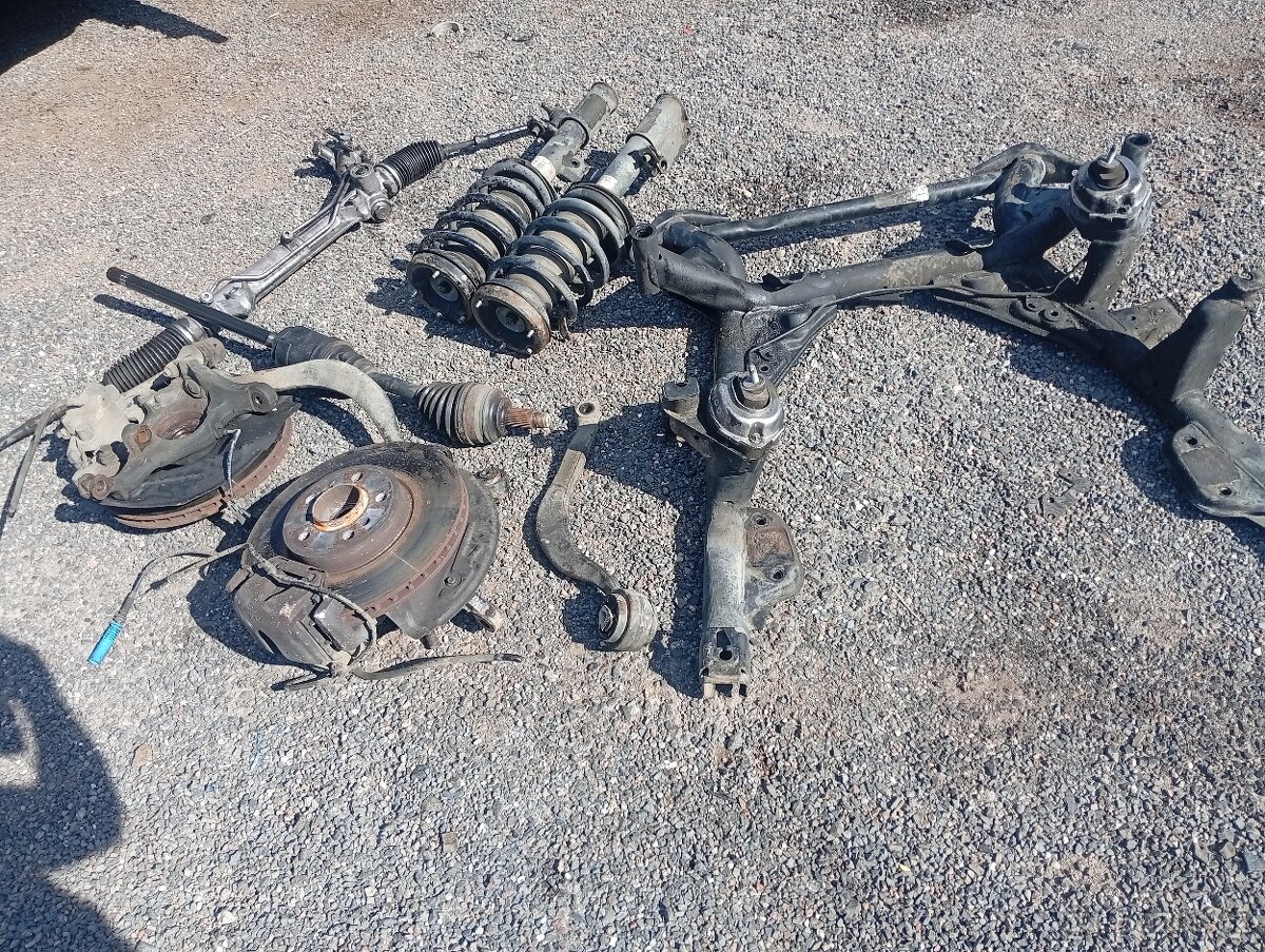 BMW X5 E53 RV 204-2005 PŘEDNÍ NÁPRAVA TĚHLICE, ŘÍZENÍ APOD.