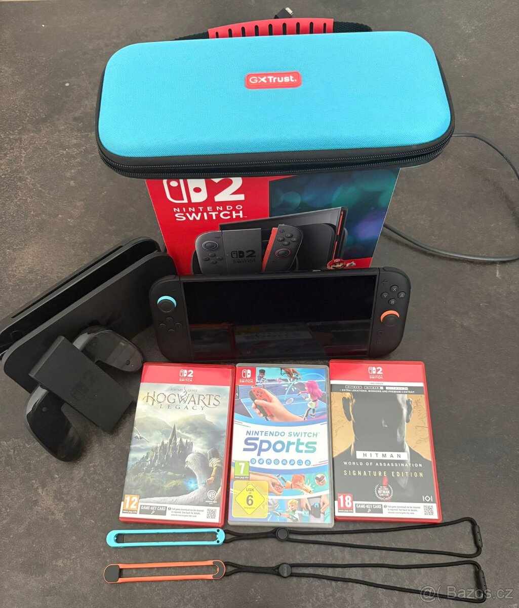 Nintendo Switch 2 + 4 hry , obal
