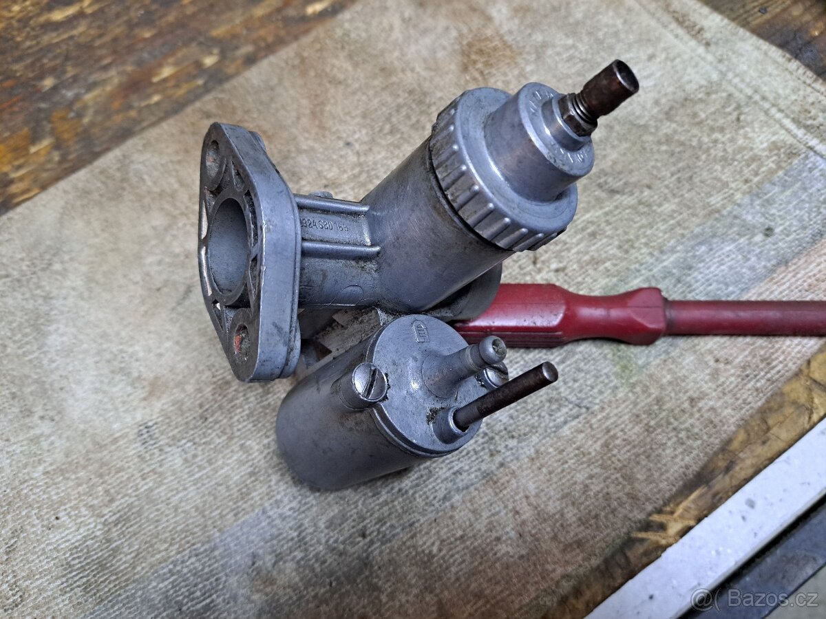 Jawa 250 353 , Pérák - karburátor Jikov 2924SBD16b