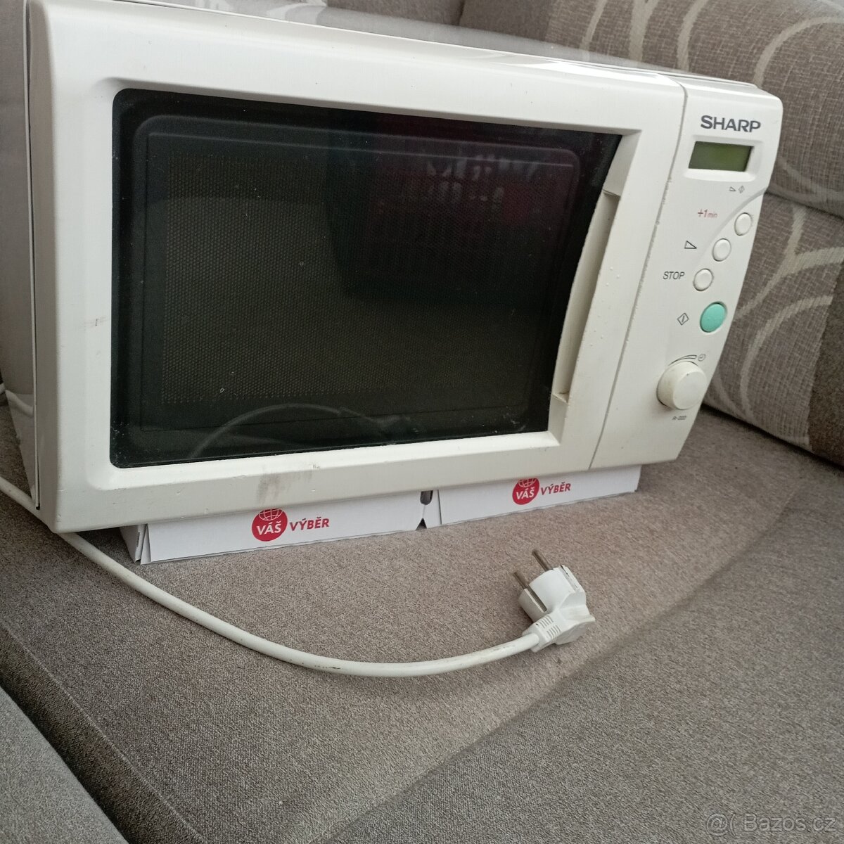 Mikrovlnná trouba Sharp a Domo