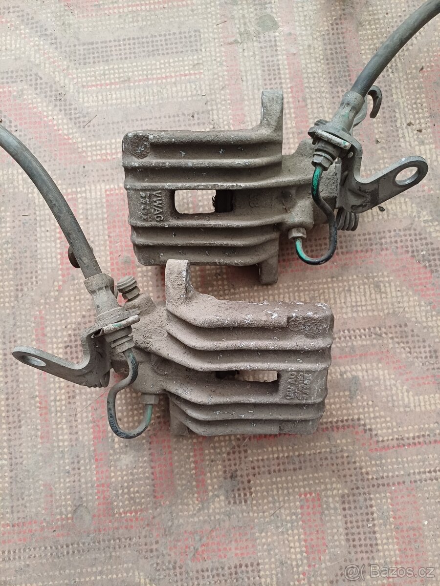 Zadni brzdove třmeny Škoda Octavia II