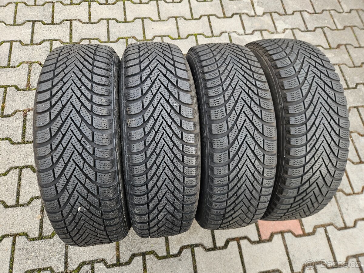 Zimní Pirelli 195/65/15 - 90%