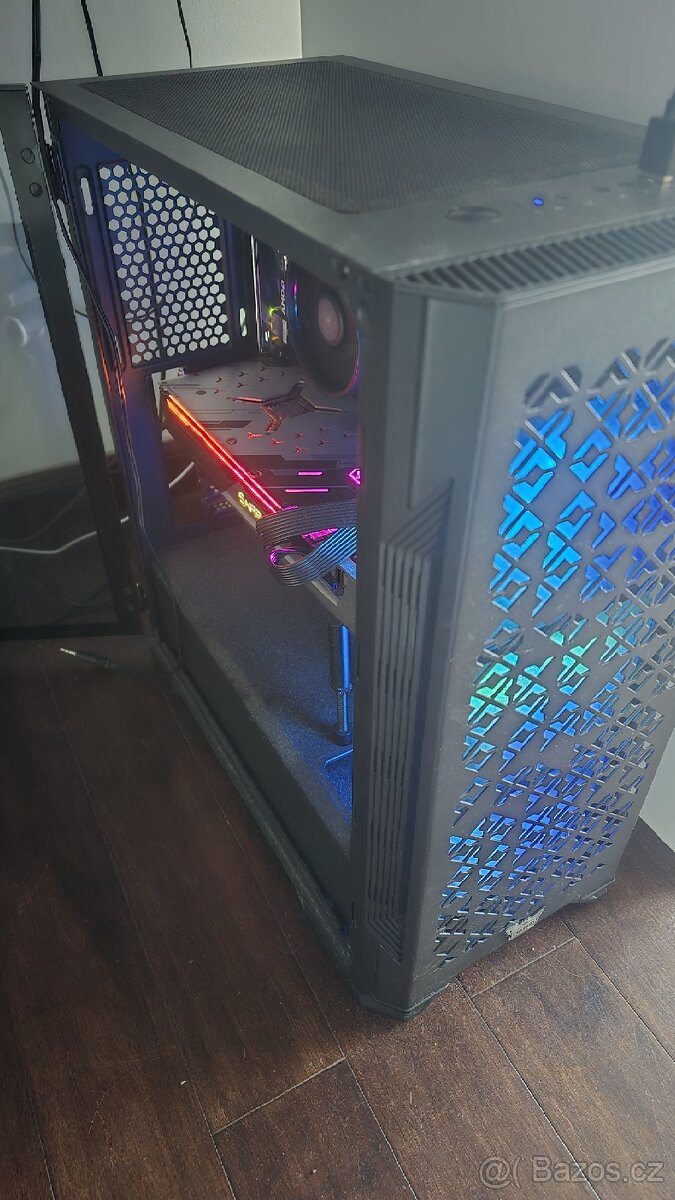 Herní PC: Ryzen 5 + Sapphire RX 5700 XT