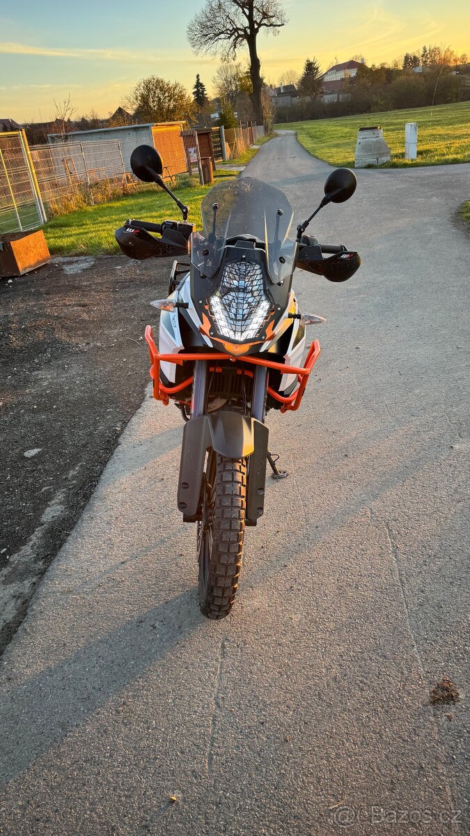 KTM 1090 adventure R