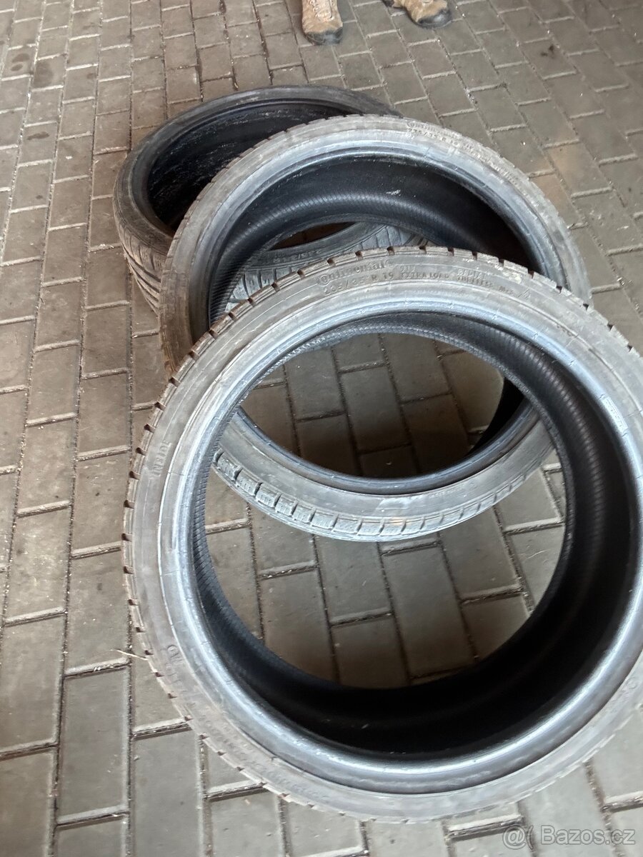 zimní pneumatiky R19 – 235/35, Continental