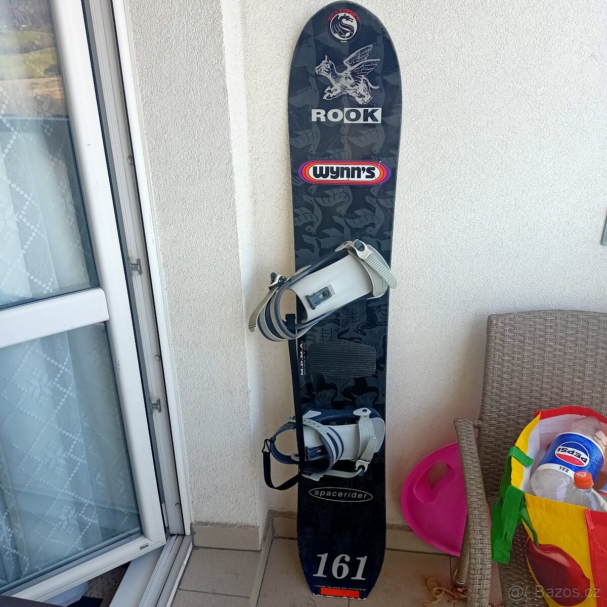 Prodám snowboard