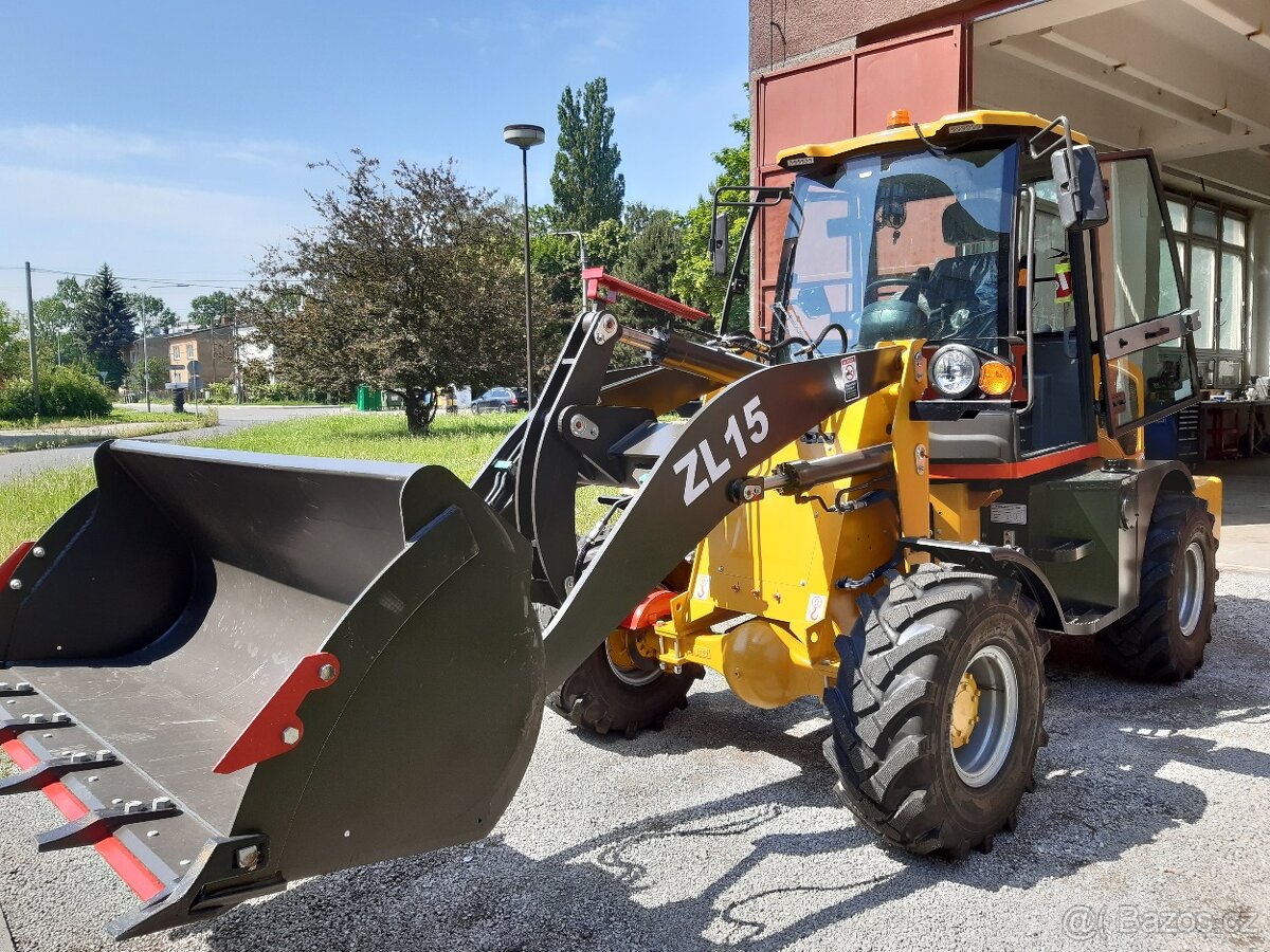 Čelní nakladač ZL16,ovládání joystik