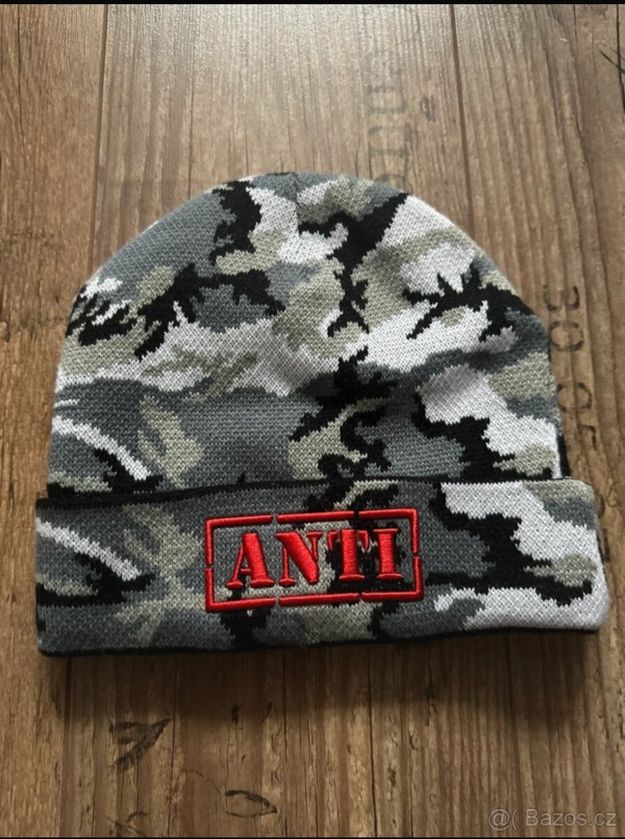 Zimní čepice Rihanna Anti