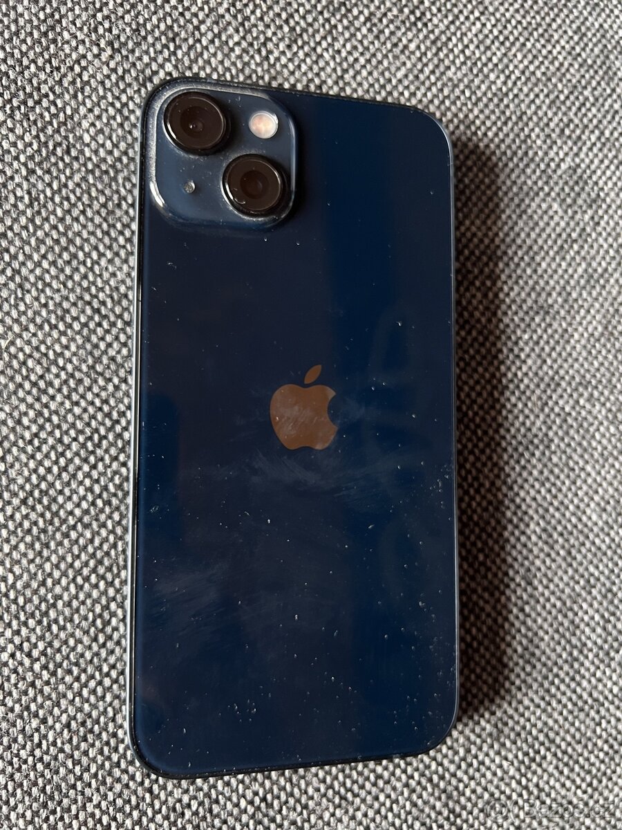 iPhone 13 na náhradní dily