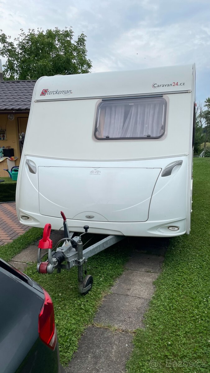 Sterckeman Partner ST 470CP - předstan + markýza