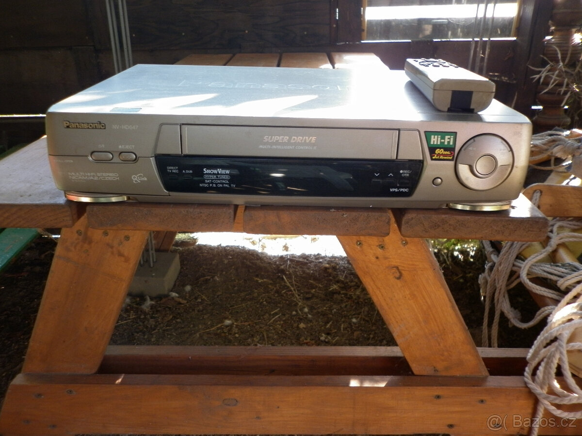 Panasonic nv hd 647