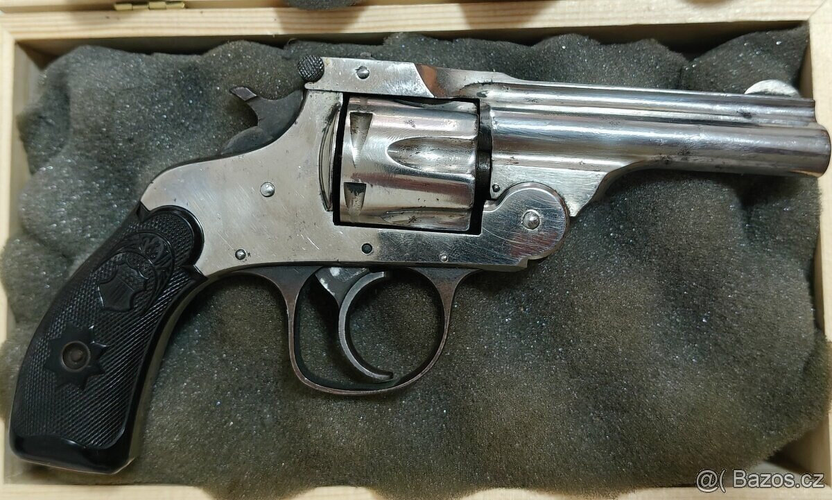 Revolver USA .32 S&W Long FOREHAND & WADSWORTH