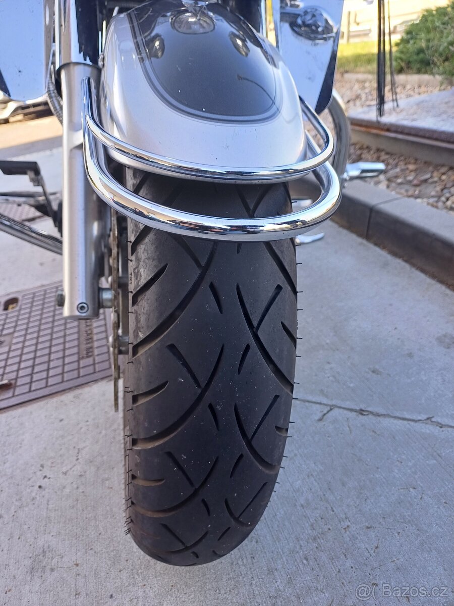 Yamaha XVS 1100