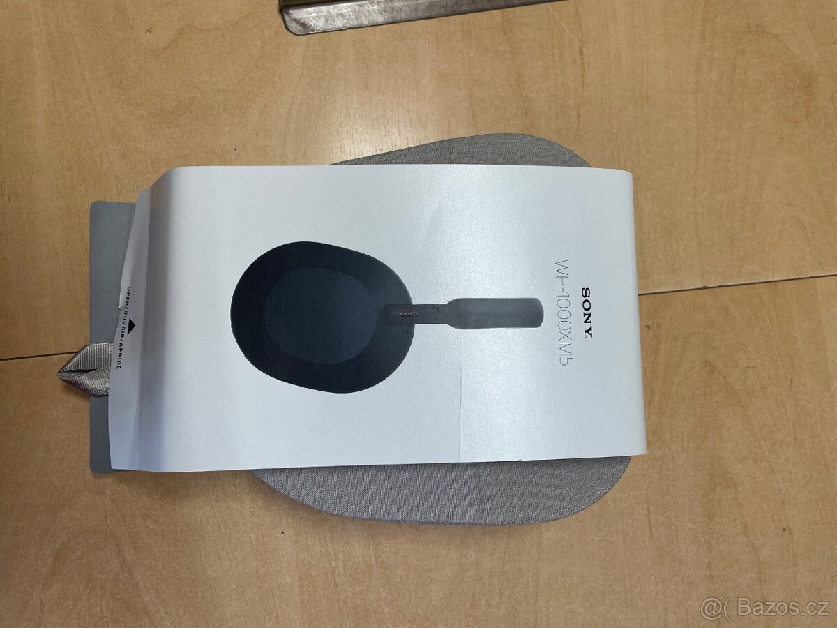 Sony Wh-1000xm5