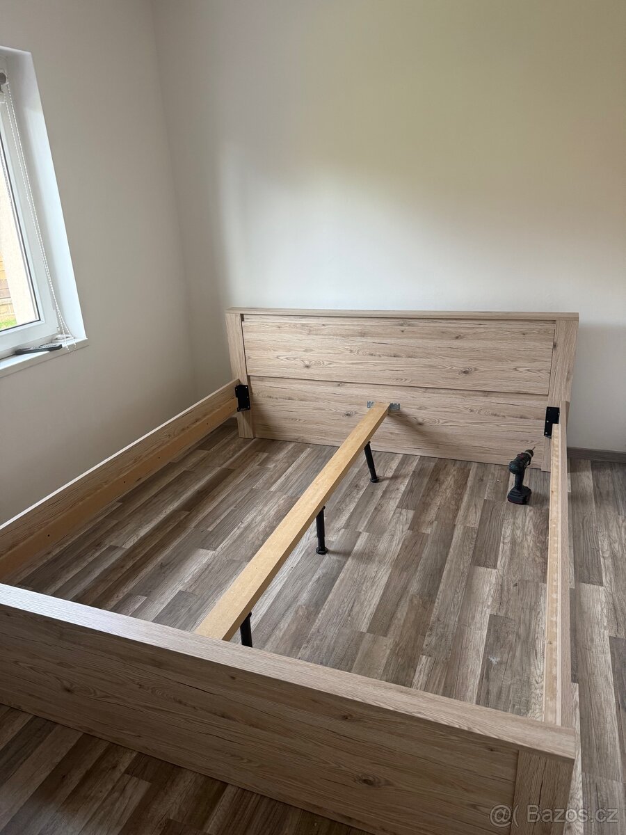 Manželská postel Dřevo Masiv 180x200