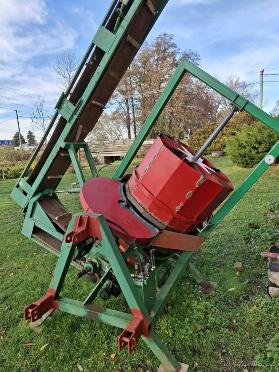 Prodám cirkularku za traktor