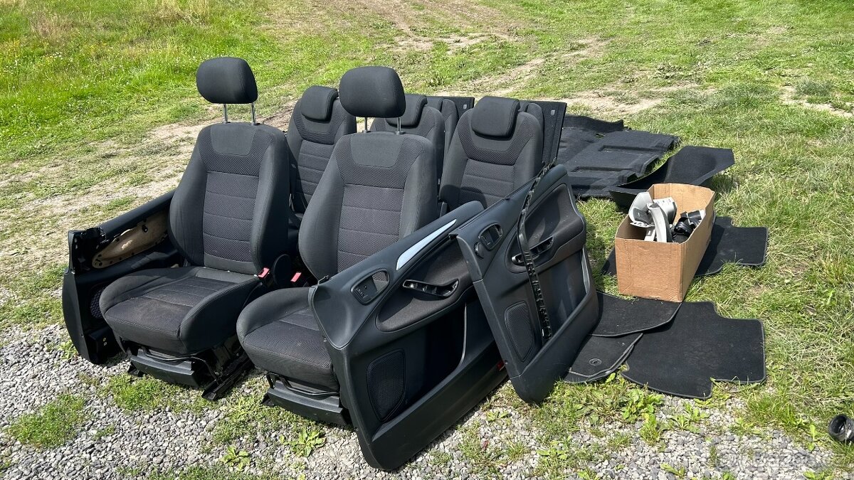 sada 5ks sedaček Ford S-max 2011