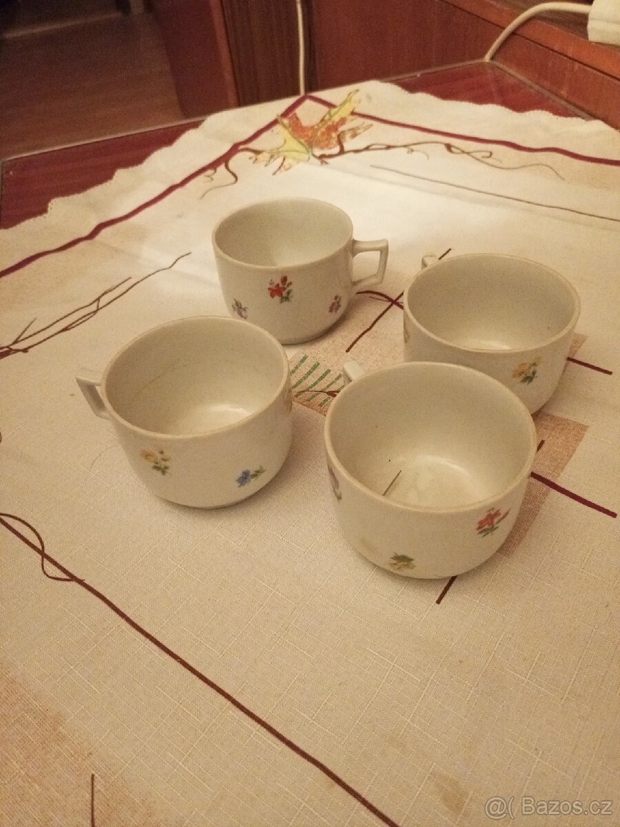 Sada hrnků THun