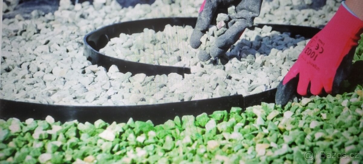 PRUŽNÝ PLASTOVÝ TRAVNÍ LEM 10M x 4CM NOVÝ