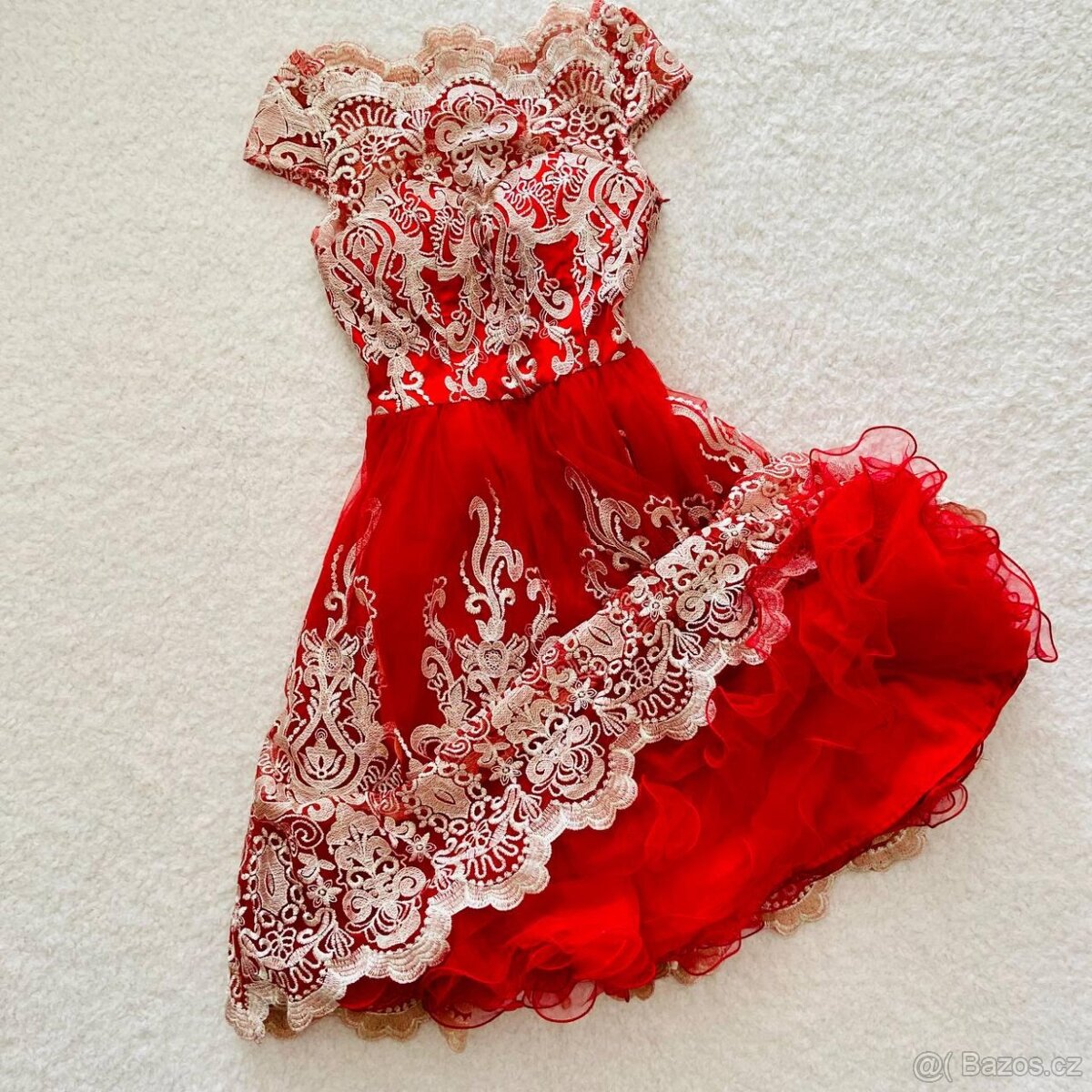 Dámské červené vánoční párty šaty vel. 38