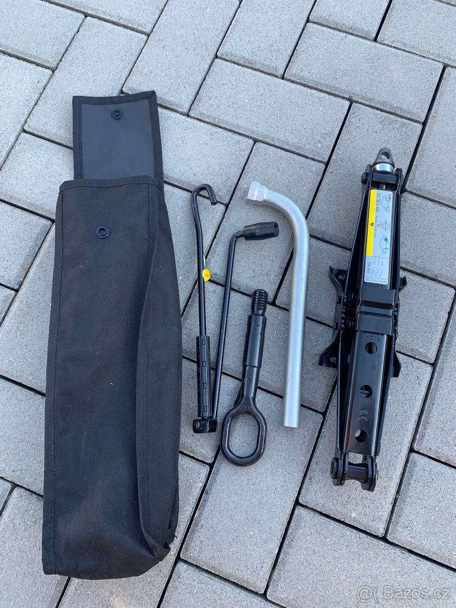 SADA VW HEVER + PŘÍSLUŠENSTVÍ / OPRAVNA SADA