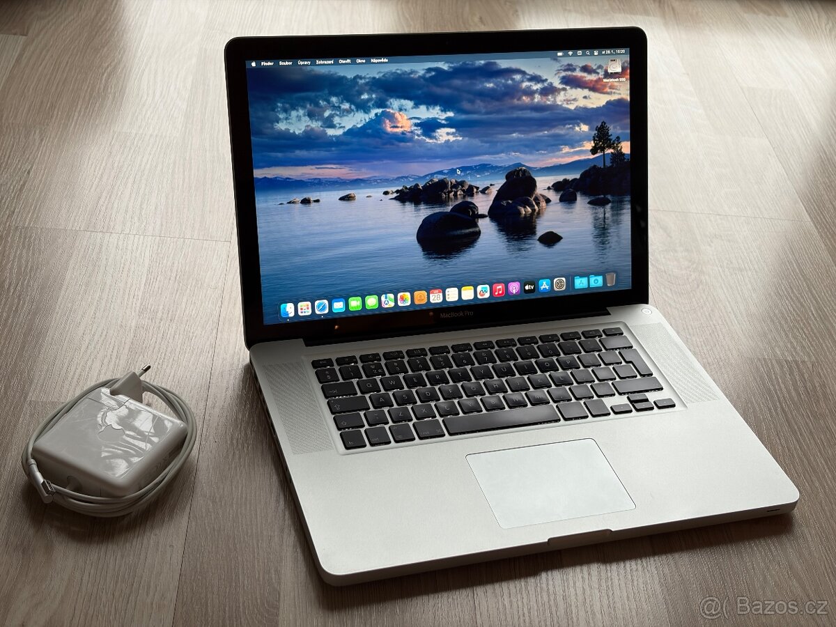 Apple Macbook Pro 15¨ CTO / i7 / 16GB Ram / SSD - TOP