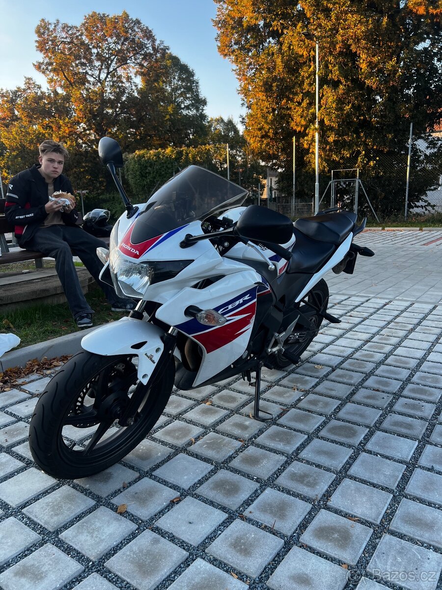 Honda cbr 125 2018 TOP STAV
