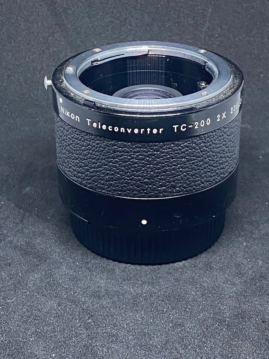 Nikon TC-200 2x