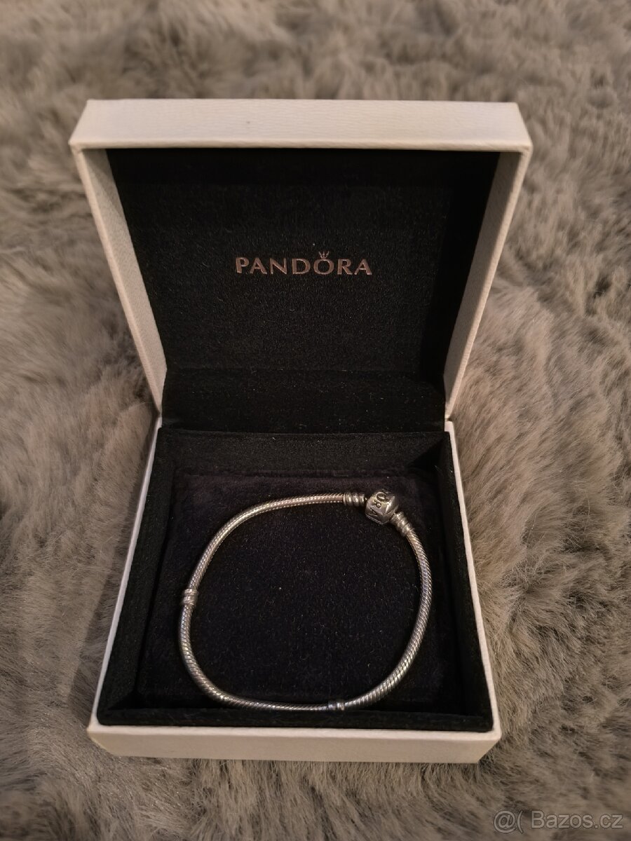 Stříbrný náramek Pandora,19cm