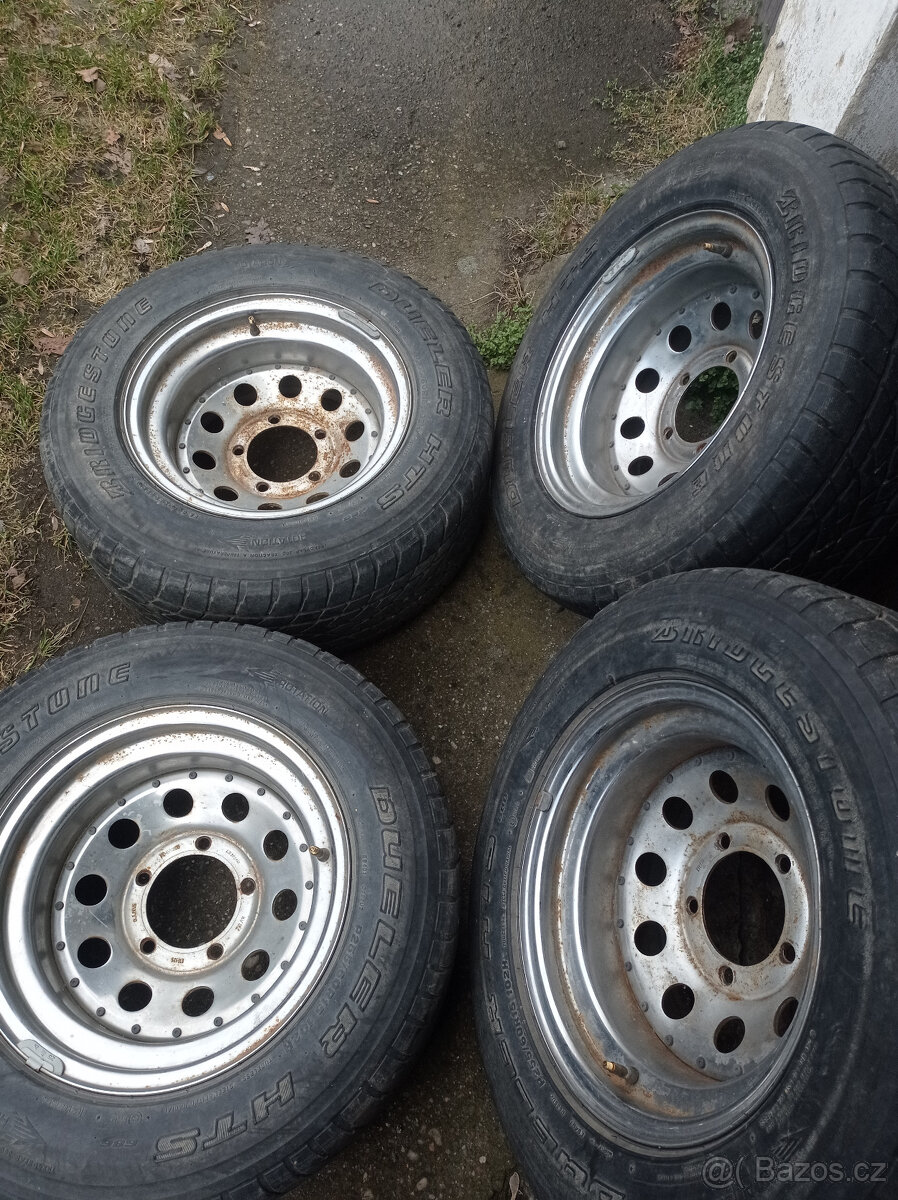 Disky Mangels 5x139,7 ET-25