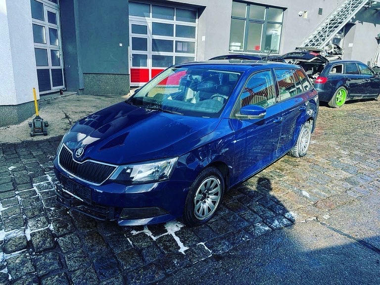 Veškeré náhradní díly Škoda Fabia 3 kombi 2016 CHYB QAE LF5A