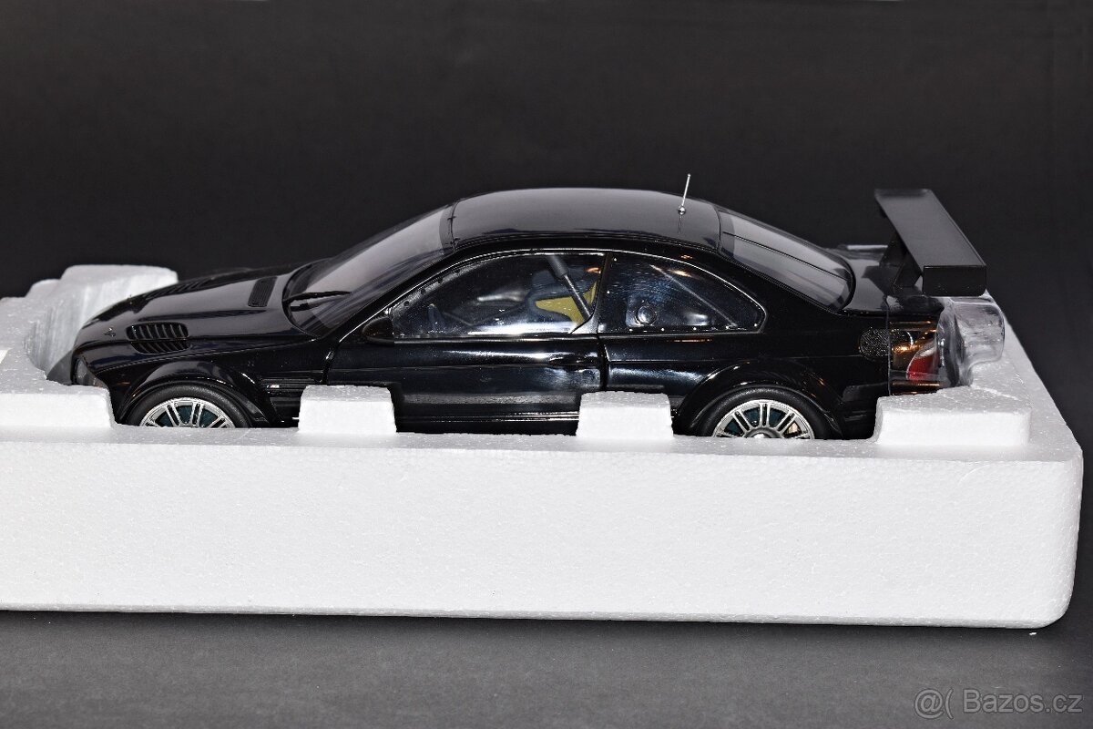 BMW M3 GTR Street Minichamps 1:18