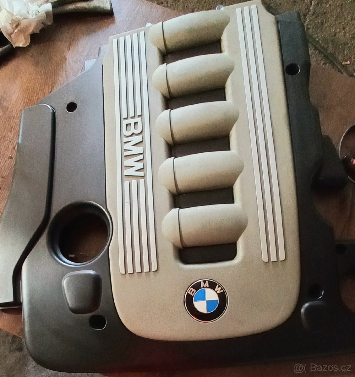 Prodám kryt motoru