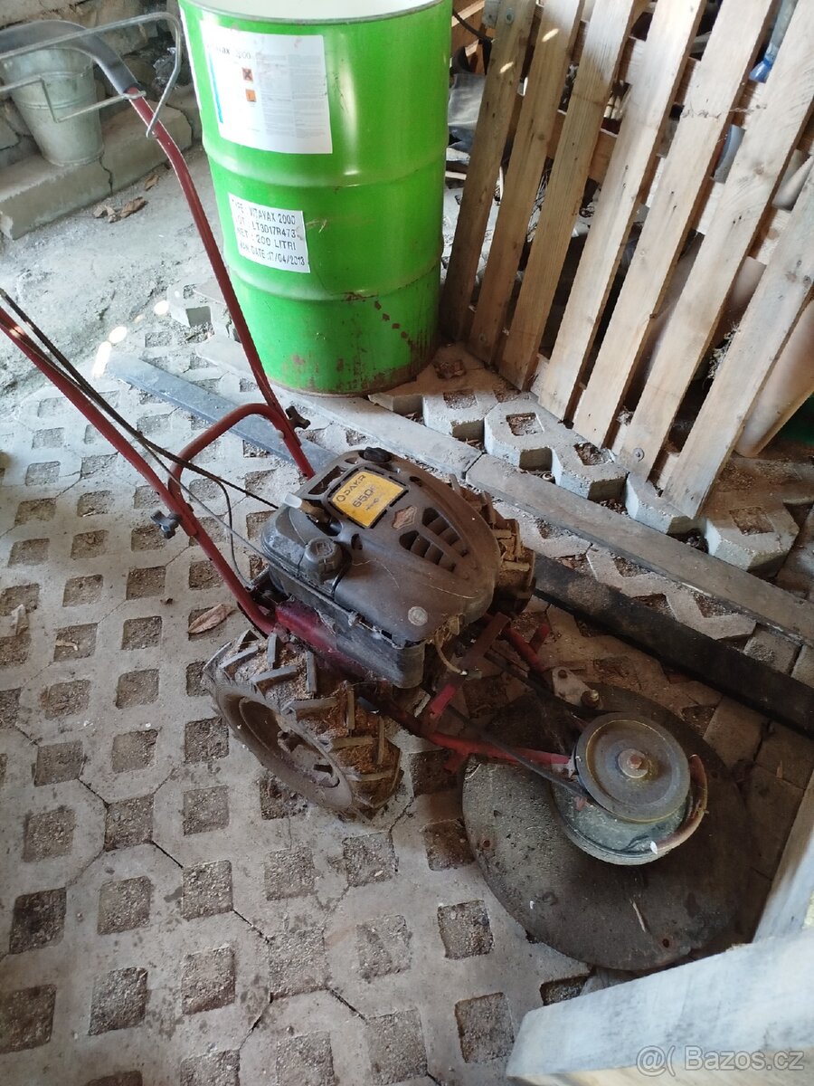 Dakr 650