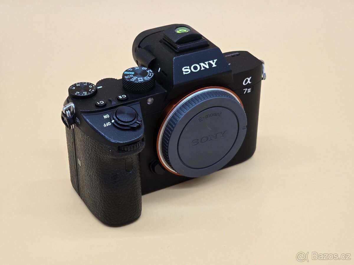 Sony A7 III TOP STAV