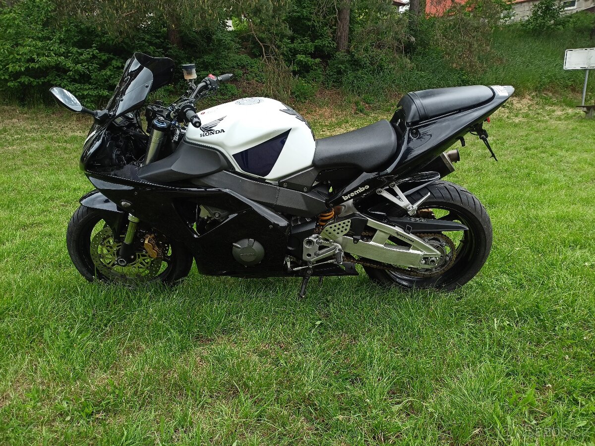 Honda CBR 954