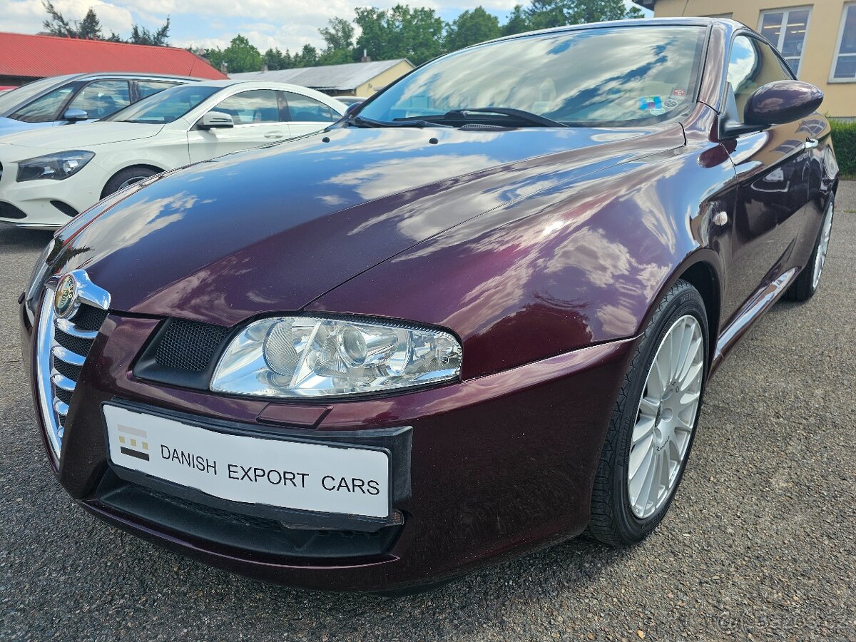 ALFA ROMEO GT 2004 3.2 V6 177kW BUSSO,MANUÁL,TEMPOMAT