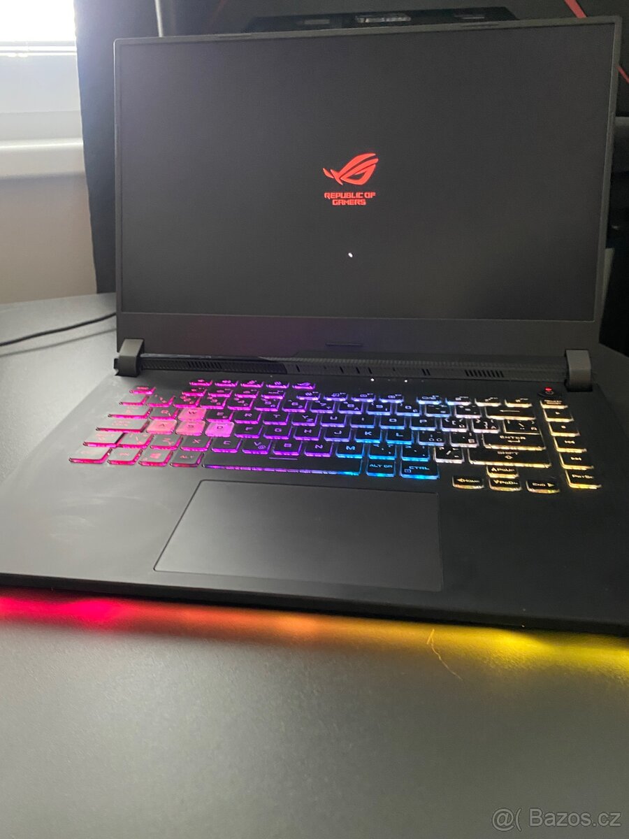 ASUS ROG STRIX G15 - Ryzen 7, RTX 3050 Ti, 16GB RAM