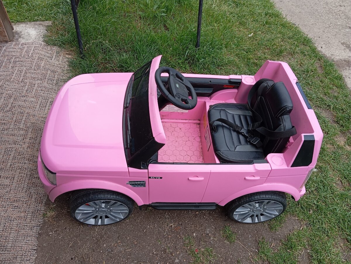 Dětské elektrické autíčko