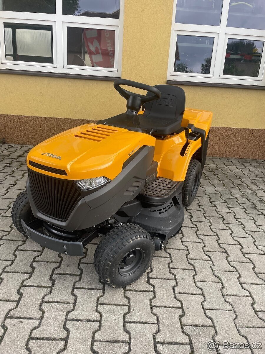 Travní traktor STIGA Estate special HONDA